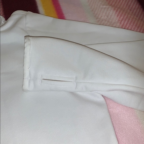 Women’s Under Armour Sweatshirt - Picture 2 of 3